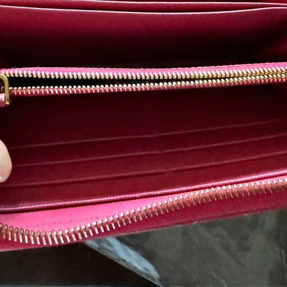 Prada zippy wallet - orinally priced at 1K from Posher - Picture 3 of 16